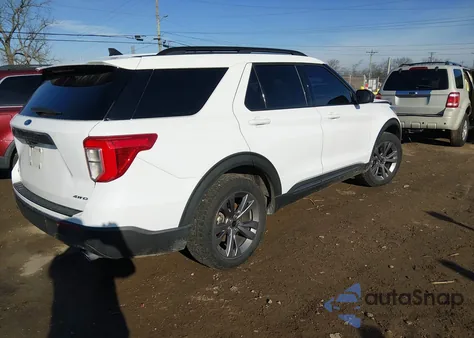2021 Ford Explorer Xlt z USA, uszkodzony, nr VIN 1FMSK8DH4MGC40372